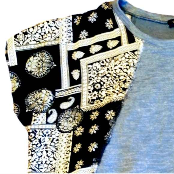 GIGIO NAVY AND WHITE PAISLEY SHORT SLEEVE TOP SIZE L - Picture 3 of 7